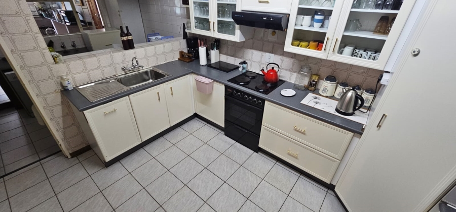 To Let 3 Bedroom Property for Rent in Cashan North West